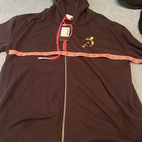 Spiritual Gangster And Peloton Large  NWT retail 120 Host Pick - Picture 7 of 10